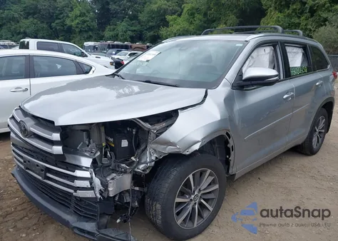 2018 Toyota Highlander Xle from USA, damaged, VIN 5TDJZRFH2JS872951